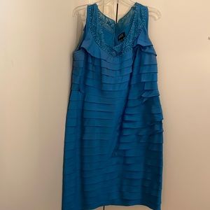 Classic Adrianna Papell Woman Dress. 16 W teal color
